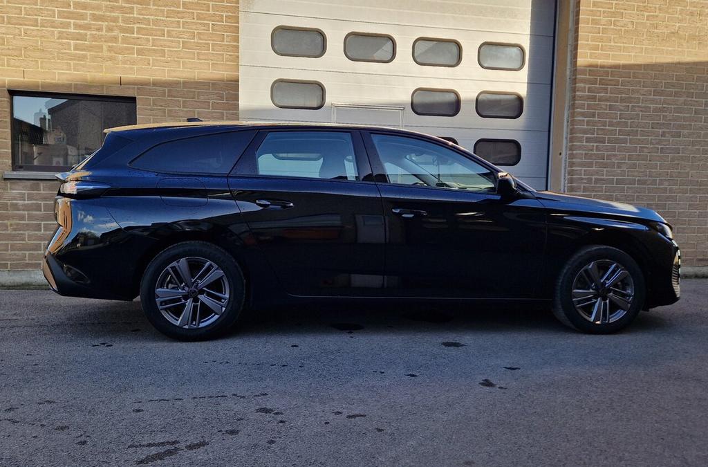 Peugeot 308 SW 1.2 Turbo Active Pack, Auto's, Peugeot, 0 kg, 0 cilinders, Zwart, Bedrijf