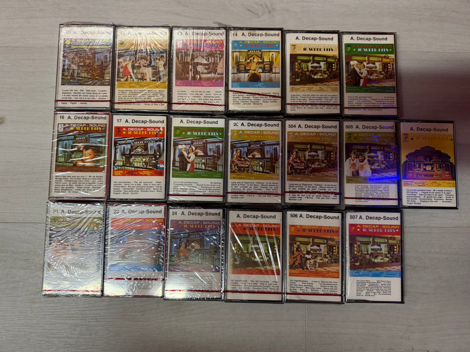 19 audio cassettes A. Decap - Sound in ongeopende toestand, Audio, Tv en Foto, Cassettedecks, Ophalen of Verzenden, Overige merken