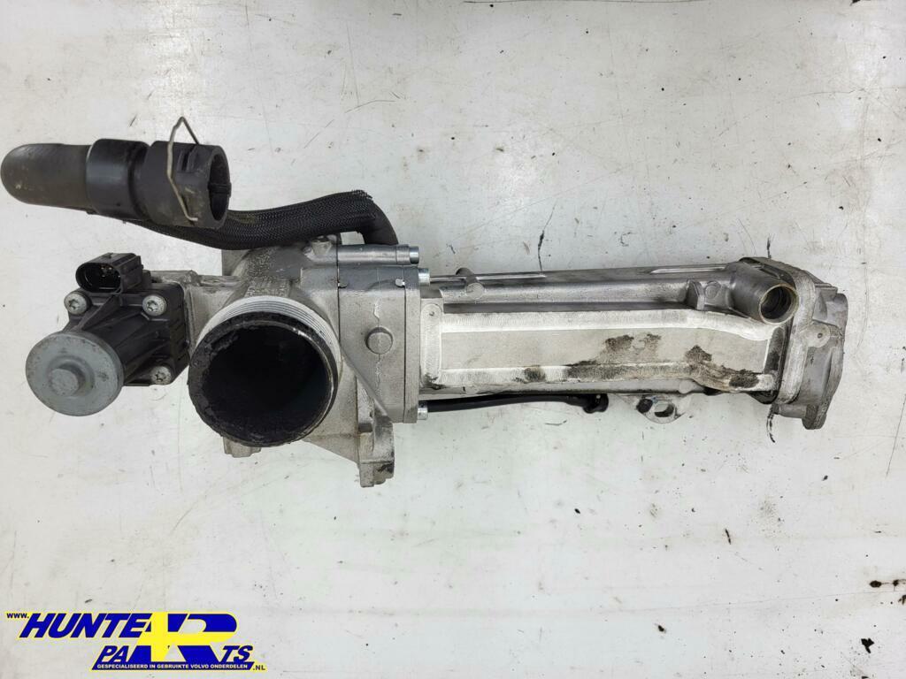 EGR koeler met EGR klep Volvo V60 I ('10-'18) 31422235, Enlèvement ou Envoi, Volvo, Volvo, Utilisé