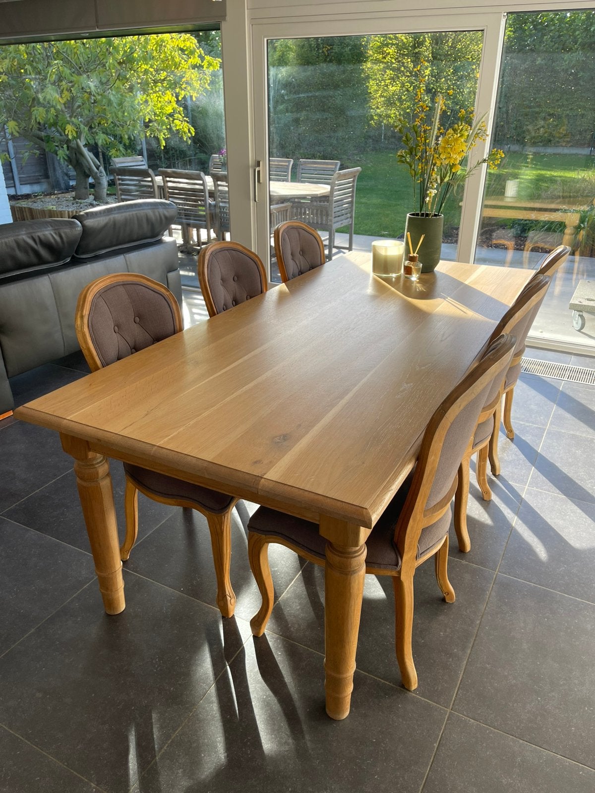 Hele mooi eiken tafel met stoelen van Cradley., Ophalen, Zo goed als nieuw