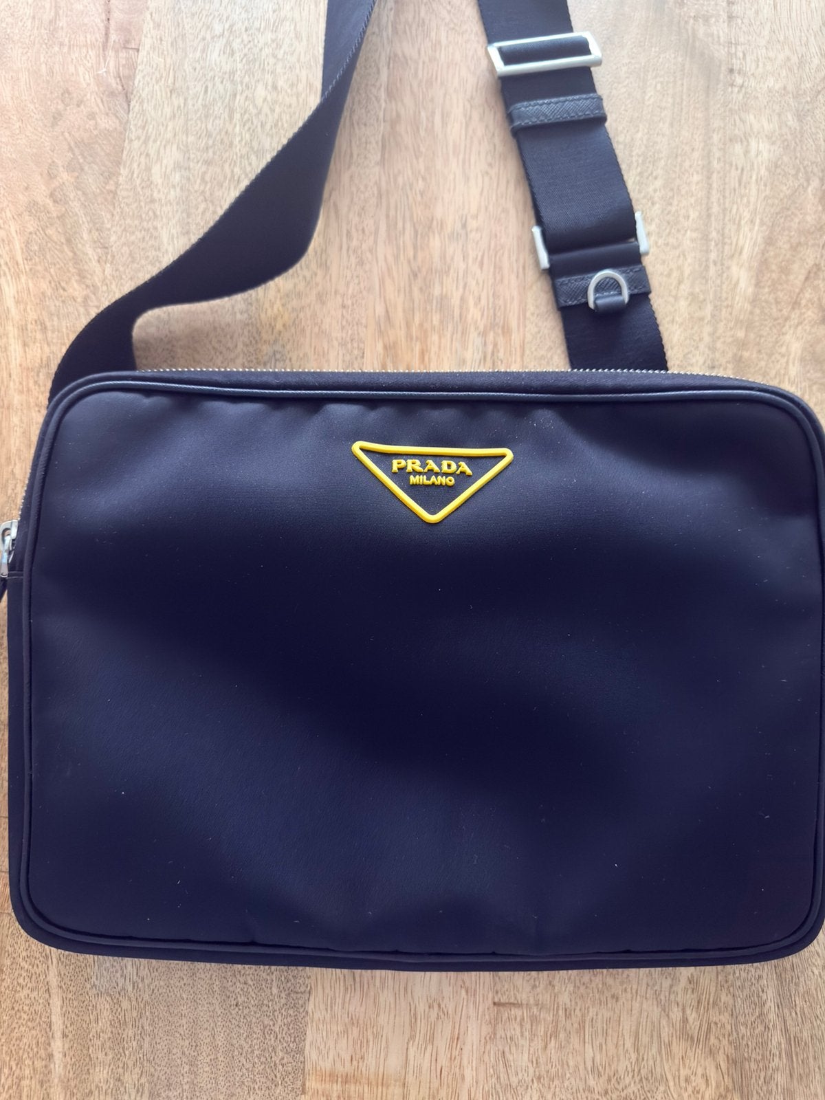 Sac à bandoulière Prada Re Nylon noir unisexe, Enlèvement ou Envoi, Comme neuf, Noir