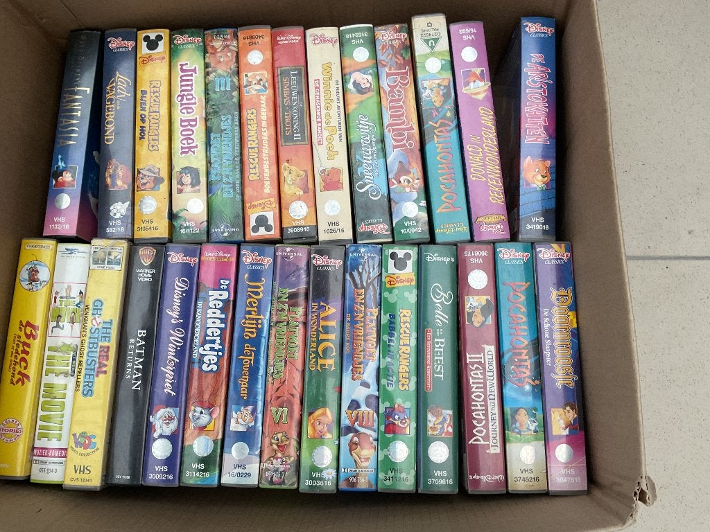Disneyvideo S en video’s voor kleine kinderen, Ophalen, Gebruikt