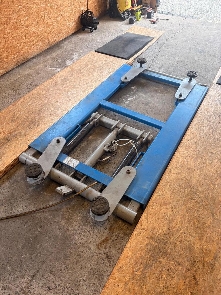 Pont à ciseaux hydraulique mobile 2800 kg, Enlèvement, Comme neuf