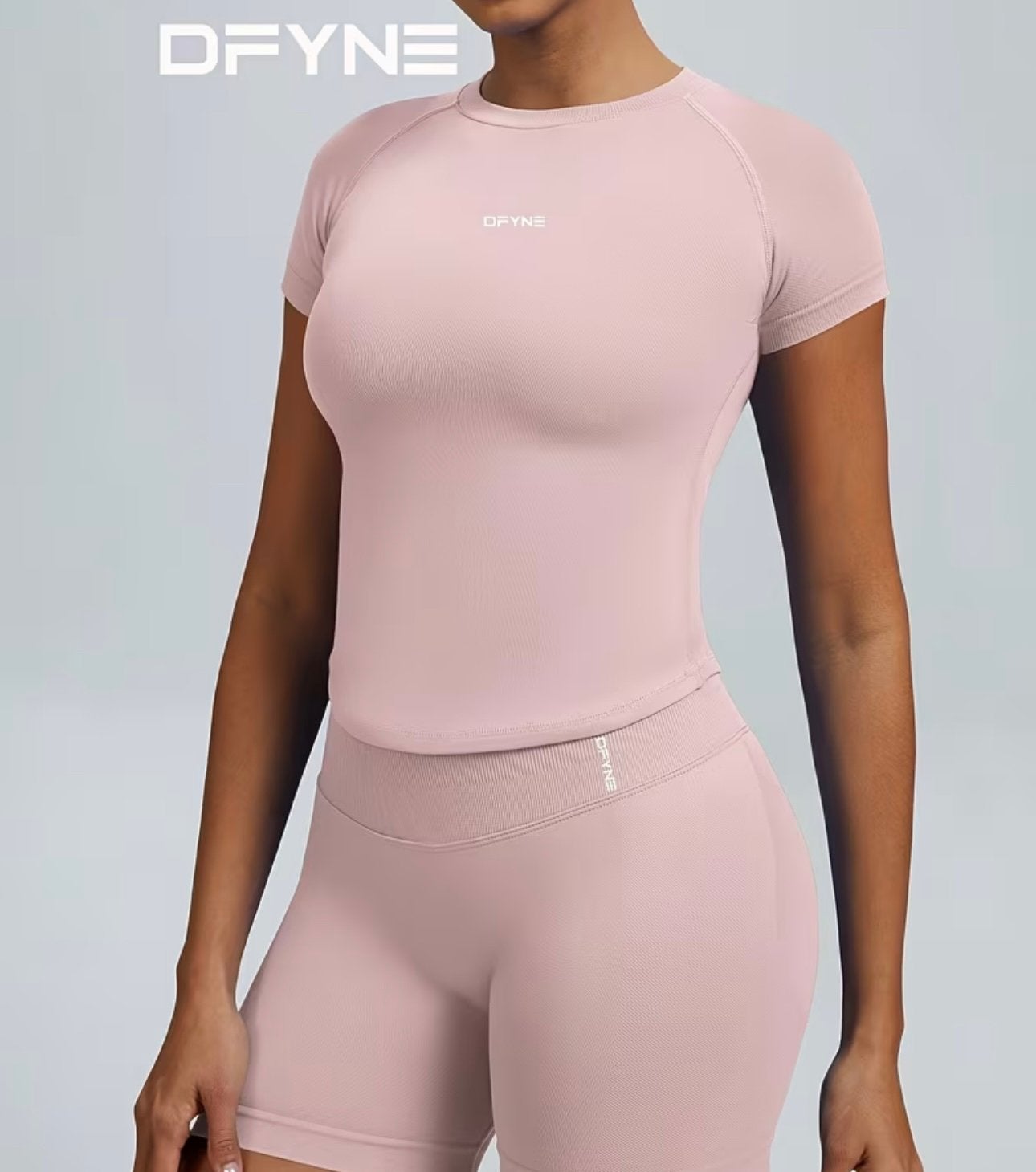 DFYNE trainingsset, verschillende kleuren dupe, Kleding | Dames, Sportkleding, Maat 38/40 (M), Verzenden, Overige typen, Zo goed als nieuw