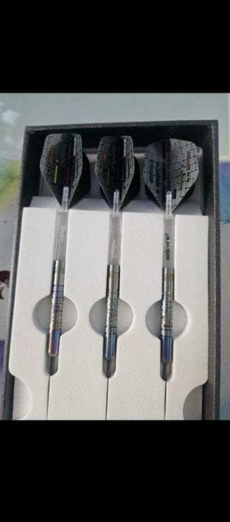 Dimitri van den bergh code met handtekening 24 gram nieuw, Ophalen, Zo goed als nieuw, Pijlen