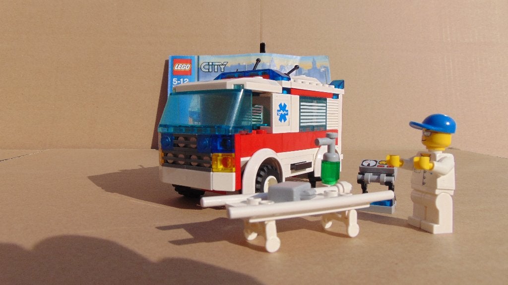 lego 7890 City: Hospital: Ambulance, Kinderen en Baby's, Speelgoed | Duplo en Lego, Lego, Ophalen of Verzenden, Complete set, Inclusief instructies