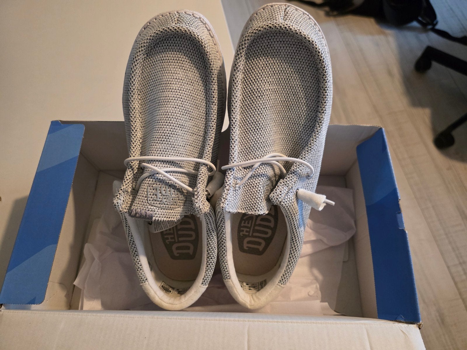 Schoenen Hey Dude Wally Sox Stone White, Vêtements | Hommes, Chaussures, Neuf, Hey Dude, Espadrilles et Mocassins, Enlèvement