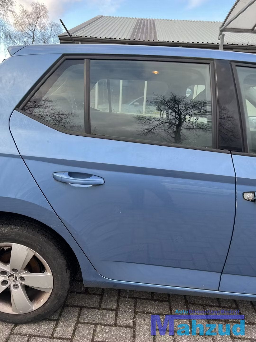 SKODA FABIA 3 BLAUW LQ5X Rechts achter deur 2014-2021, Auto-onderdelen, Deur, Achter, Tr. Vaclava Klementa 869
293 01  Mlada Boleslav, CZ