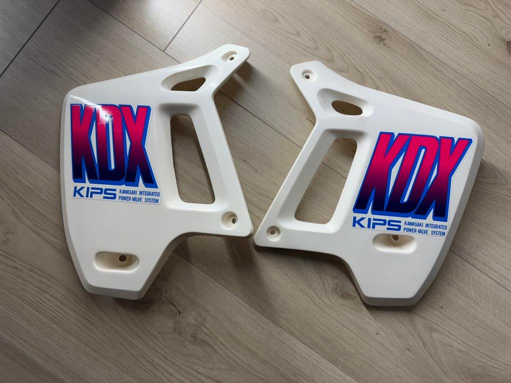 Kawasaki KDX 200 1990 shroud plastics, Motoren, Ophalen of Verzenden, Nieuw