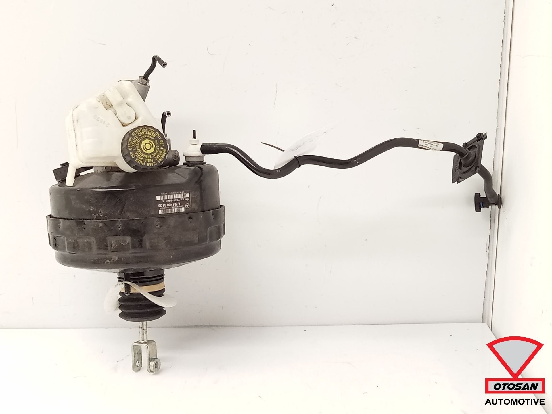 R servoir de carburant Mercedes C W204 + r servoir A20443036, Mercedes-Benz AG, Mercedes-Benz, Utilisé, Mercedesstrasse 120
70372  Stuttgart, DE
