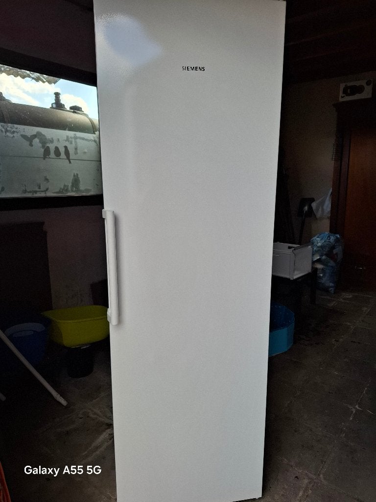 Diepries kast, Elektronische apparatuur, Vriezers en Diepvrieskisten, 160 cm of meer, Zo goed als nieuw, Ophalen, Vrieskast