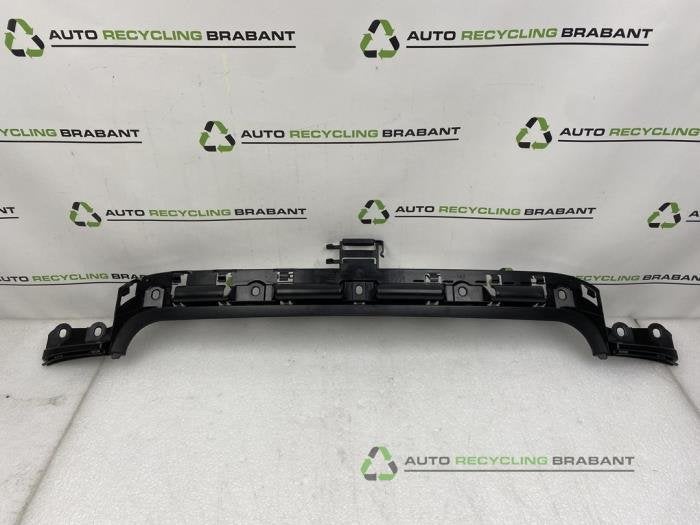 Support pare-chocs arrière centre d'un BMW 1-Serie, -, 3 mois de garantie, Utilisé, -