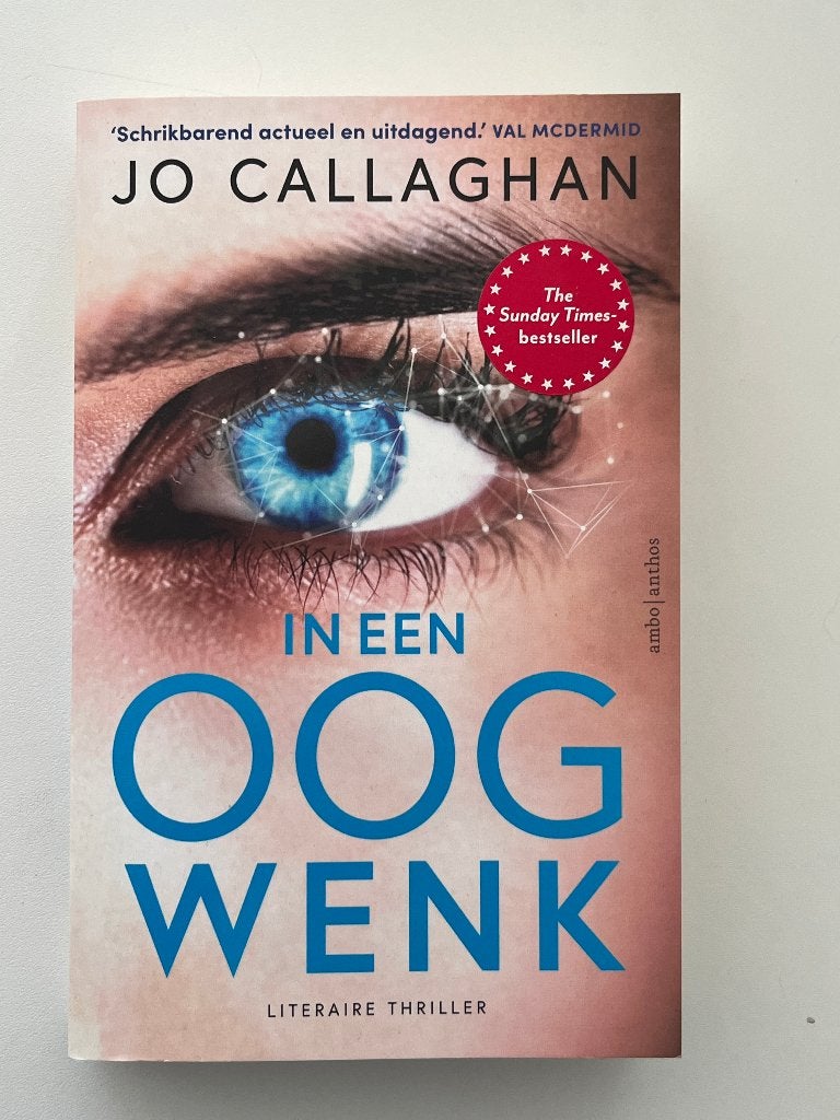 Jo Callaghan - In Een Oogwenk, Boeken, Ophalen of Verzenden, Gelezen, Jo Callaghan