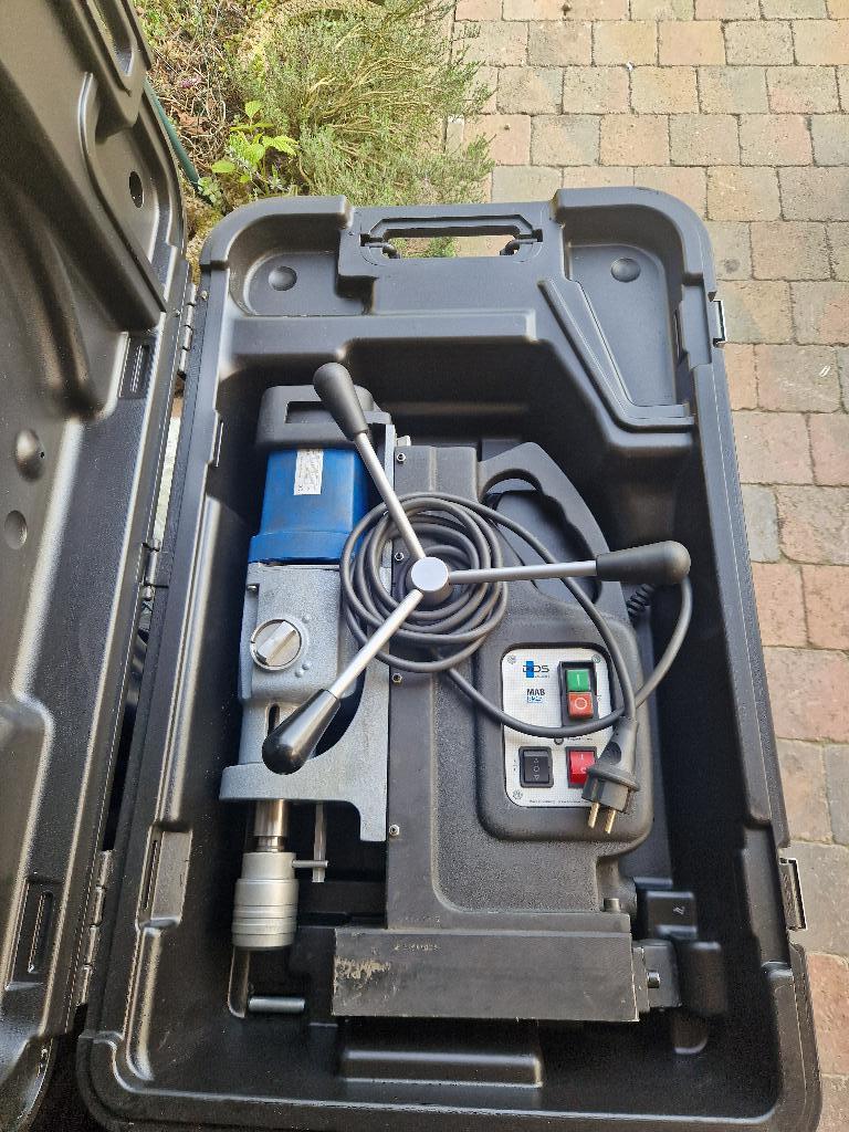 magnetboormachine, Doe-het-zelf en Bouw, Gereedschap | Boormachines, Variabele snelheid, Ophalen, Boormachine, Gebruikt
