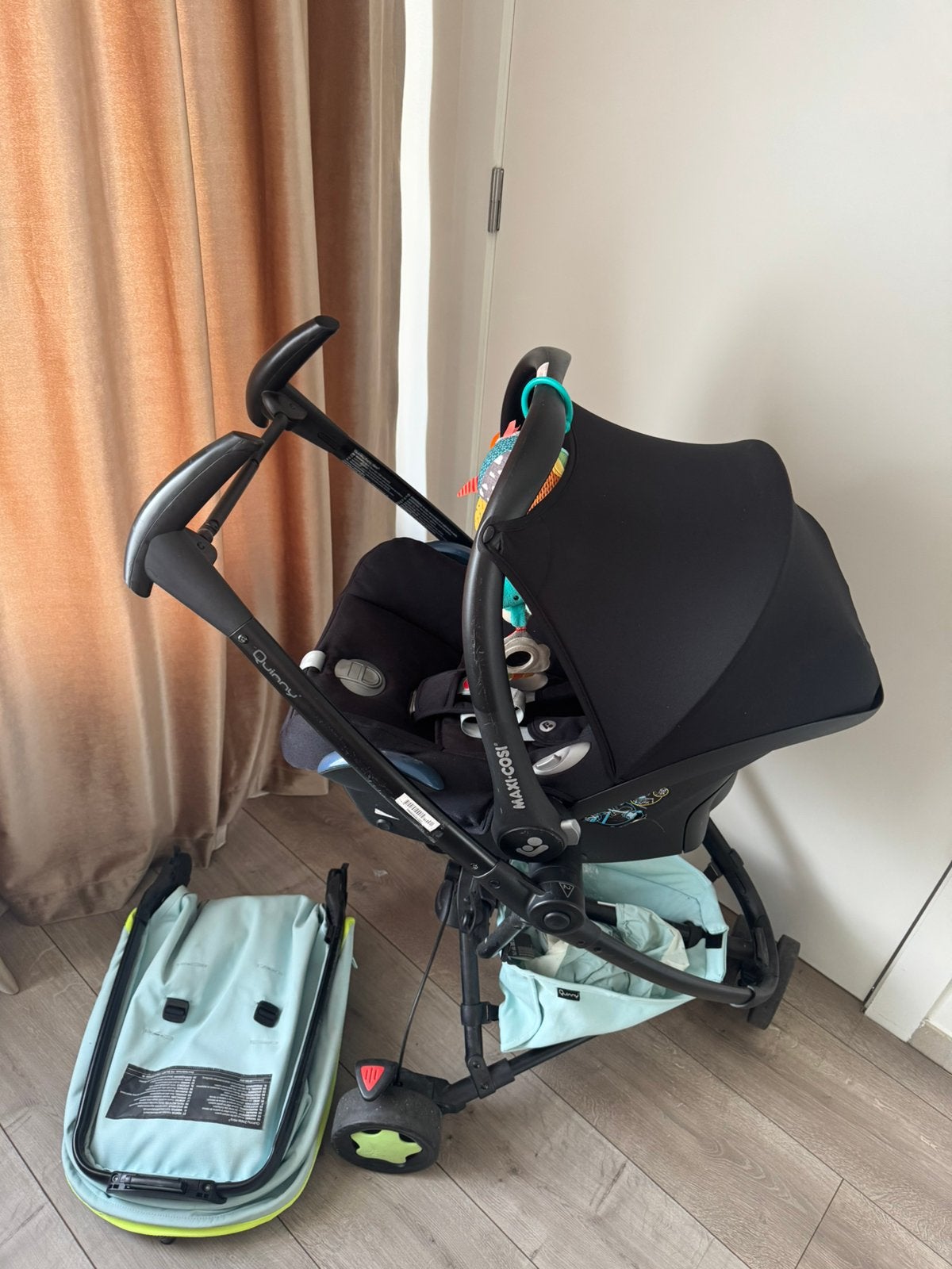 Buggy met maxi cosi quinny, Ophalen of Verzenden, Zo goed als nieuw, Quinny, Regenhoes