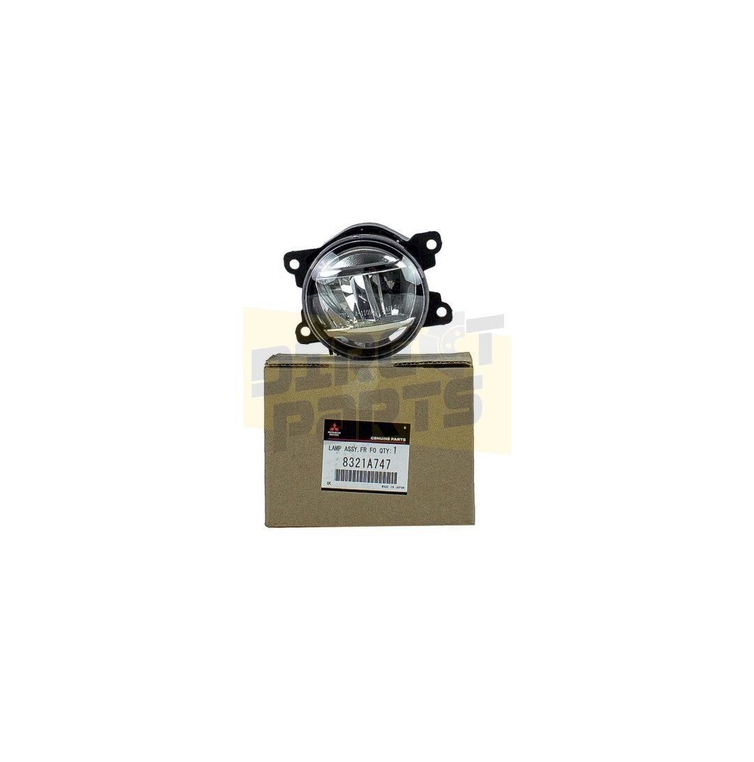 Mitsubishi Outlander mistlamp L/R (LED) Origineel! 8321A747, -, Verzenden, -, Nieuw