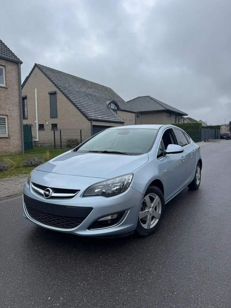 Opel Astra Notchback ¡74.000KM!, Argent ou Gris, Achat, Entreprise, Boîte manuelle