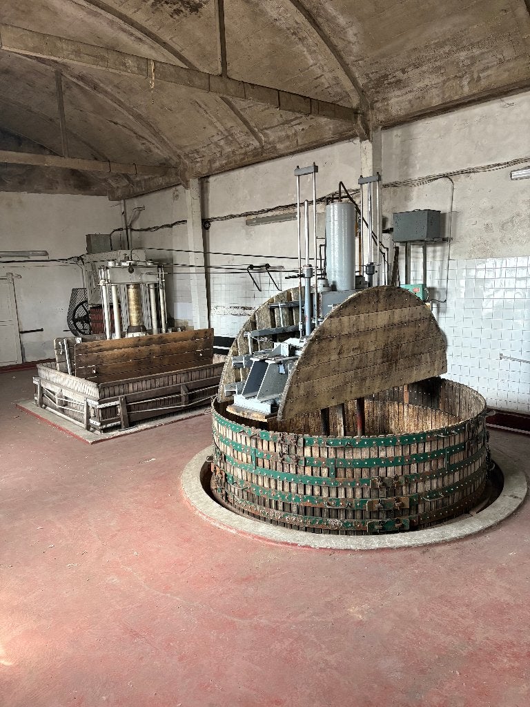 Bâtiment vinicole en Champagne, Autres types, France, France, Ville
