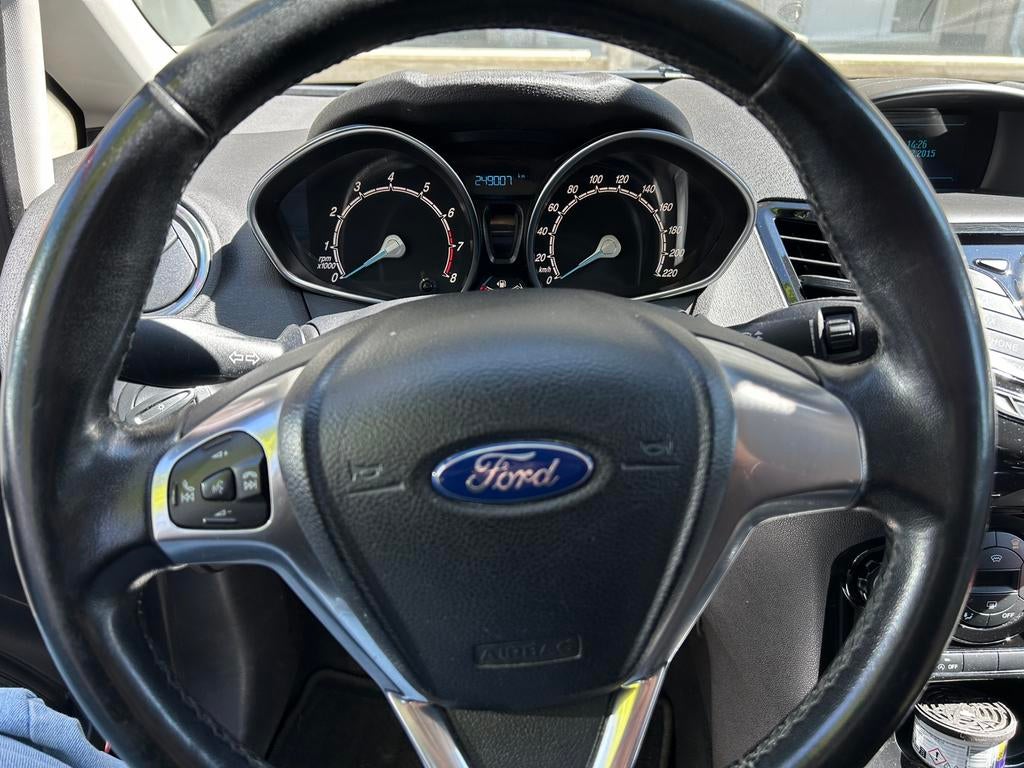 Ford fiesta 2014, Rouge, Achat, Euro 6, Boîte manuelle