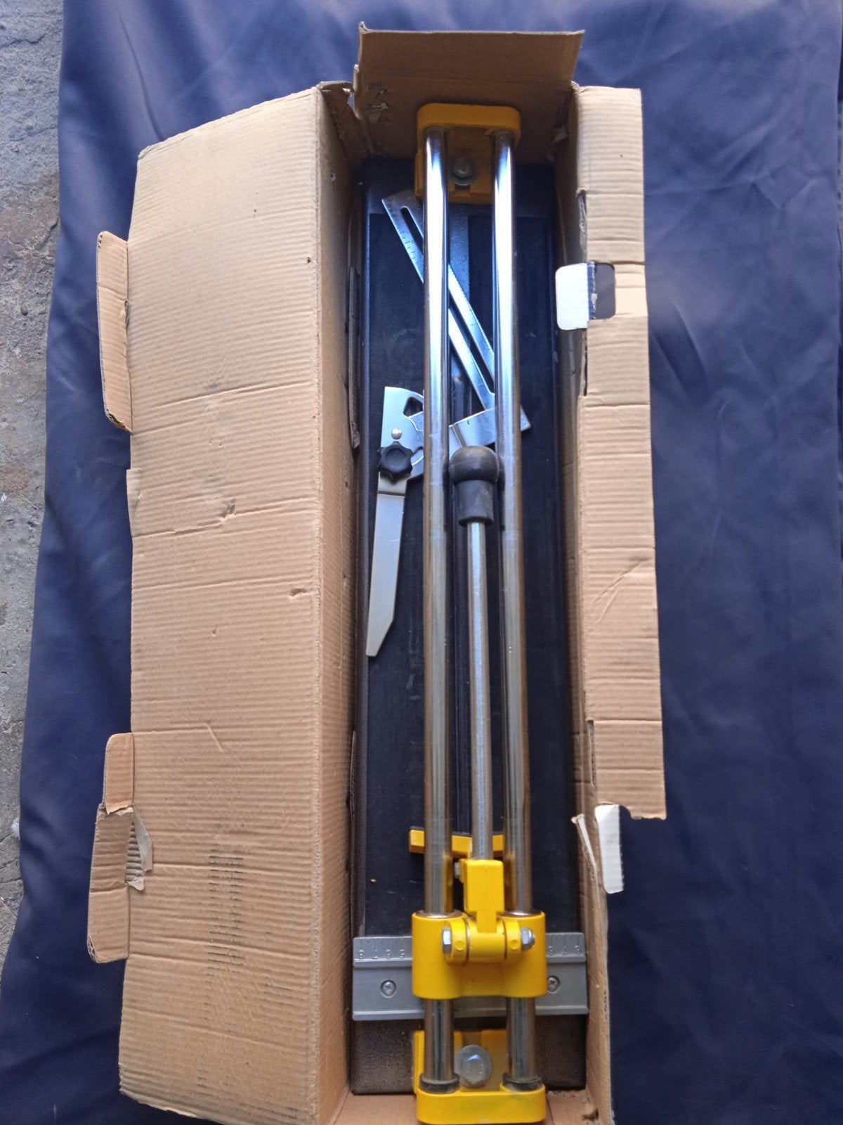 Tegel Snijder FAR TOOLS TCA 550, Bricolage & Construction, Enlèvement ou Envoi