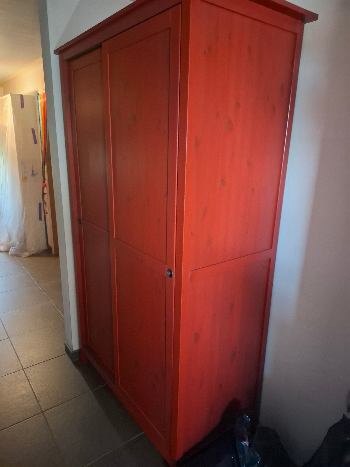 Mooie rode vestaire kast te koop, Huis en Inrichting, Kasten | Kleerkasten, Ophalen