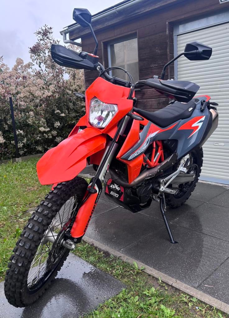 Ktm 690 enduro r 2021, Motos, Permis Moto A, Occasion, Plus de 35 kW, Particulier