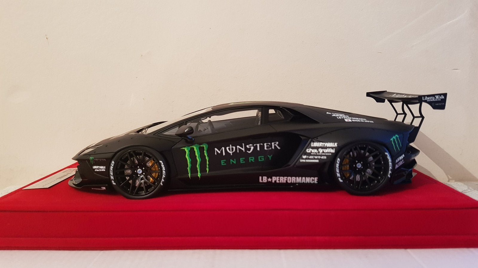 Liberty Walk OEM LB 1:18 Lamborghini Aventador (Monster), Enlèvement ou Envoi, Neuf