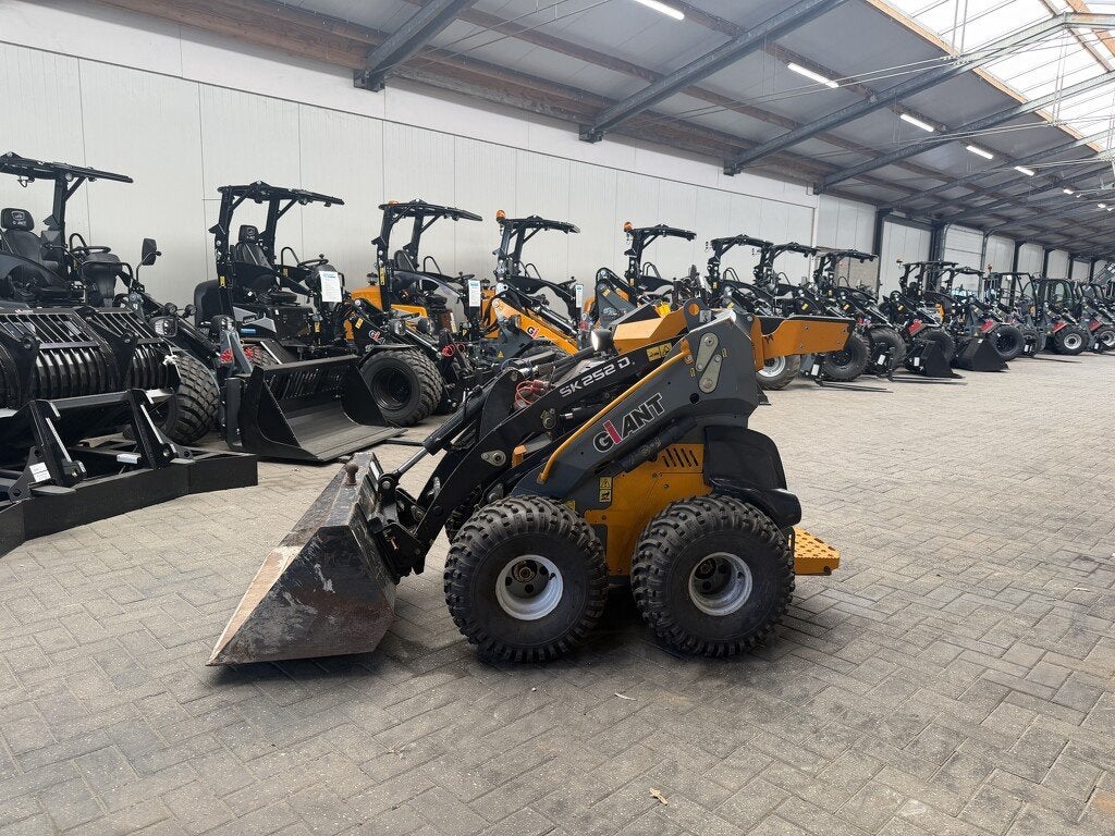 Giant SK252 D skid schranklader / minishovel 2019, Zakelijke goederen, Tobroco, Info@tobroco.nl, Sprendlingenstraat 57
5061 KM  Oisterwijk, NL