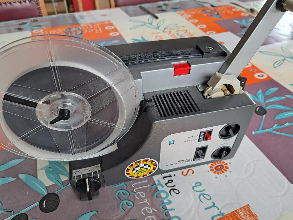 Oude Sankyo Dualux-filmprojector, Ophalen, Gebruikt