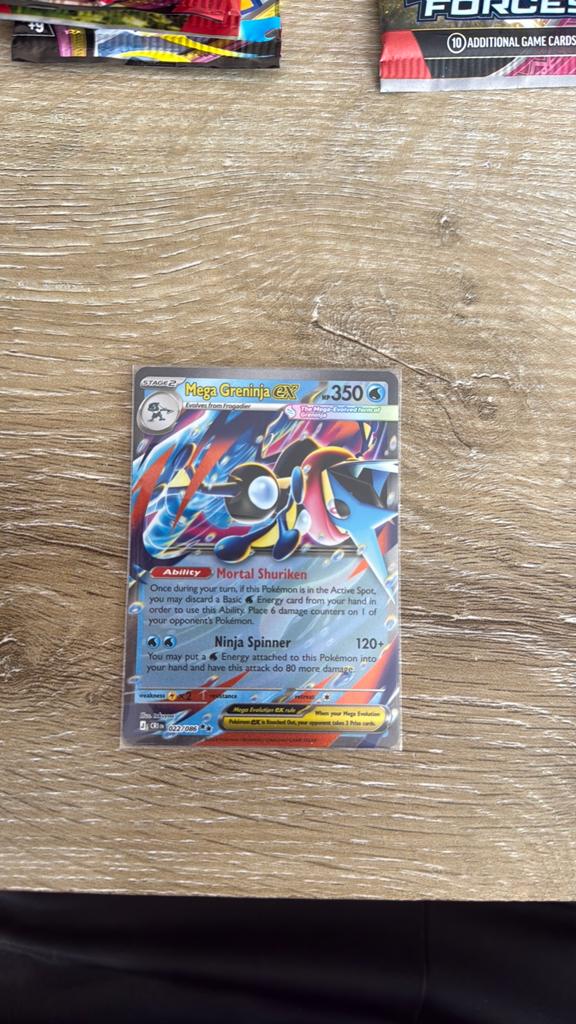 Mega Greninja ex Rising Chaos, Hobby en Vrije tijd, Verzamelkaartspellen | Overige, Ophalen, Zo goed als nieuw