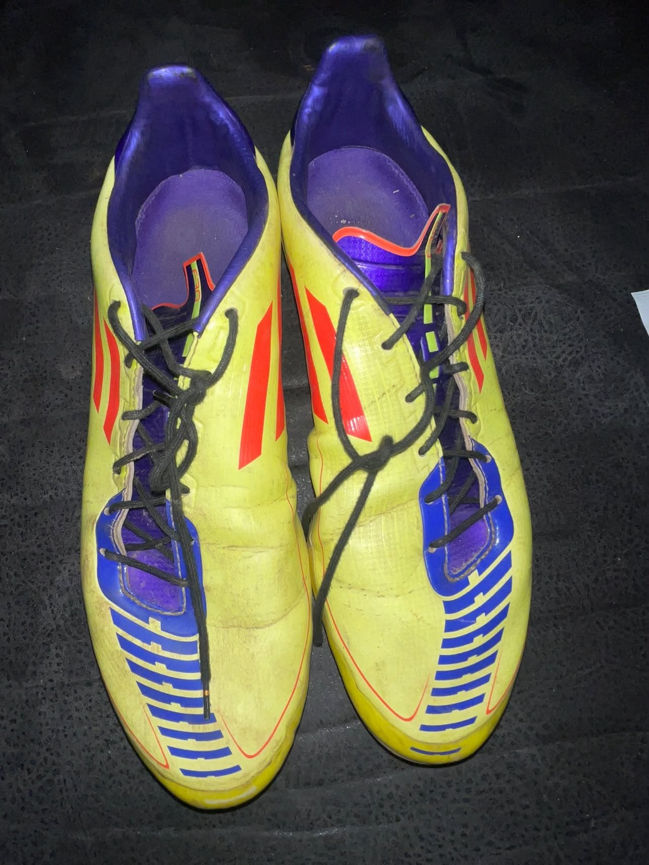 Adidas f50, Sport en Fitness, Ophalen of Verzenden, Zo goed als nieuw, Schoenen