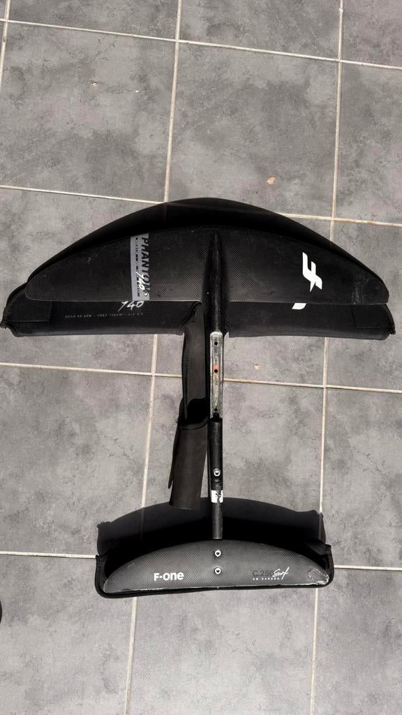 F-One Phantom 740 foil, Watersport en Boten, Ophalen of Verzenden, Gebruikt