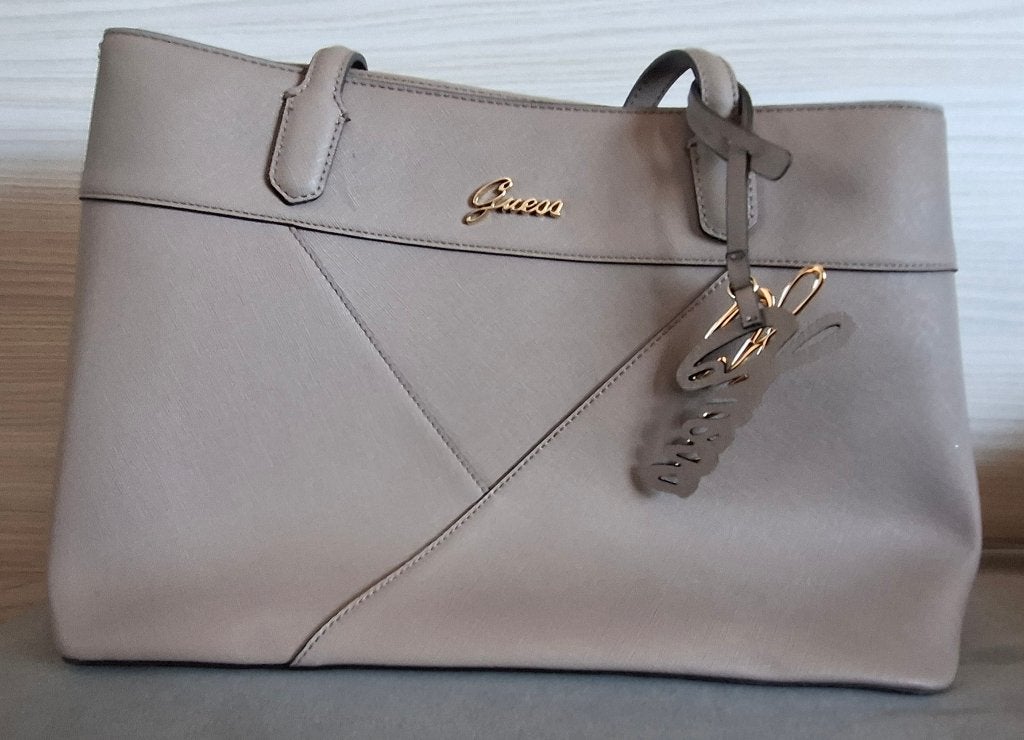 Sac à main Guess marron, Bijoux, Sacs & Beauté, Sacs | Sacs à bandoulière, Neuf, Autres marques, Cuir, Brun