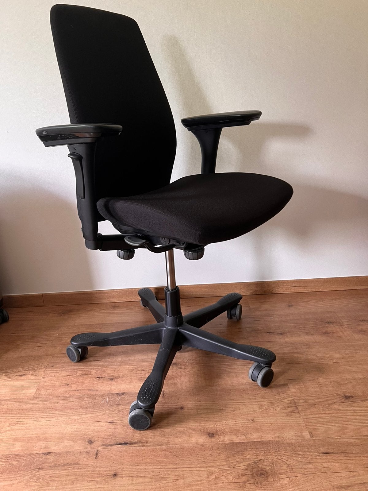 Kinnarps model 5000, Maison & Meubles, Enlèvement, Comme neuf, Chaise de bureau