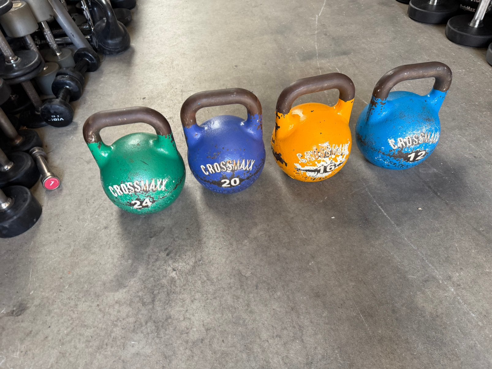 Crossmaxx Competitie Kettlebells 12kg,16kg,20kg,24kg, Ophalen, Gebruikt, Kettlebell