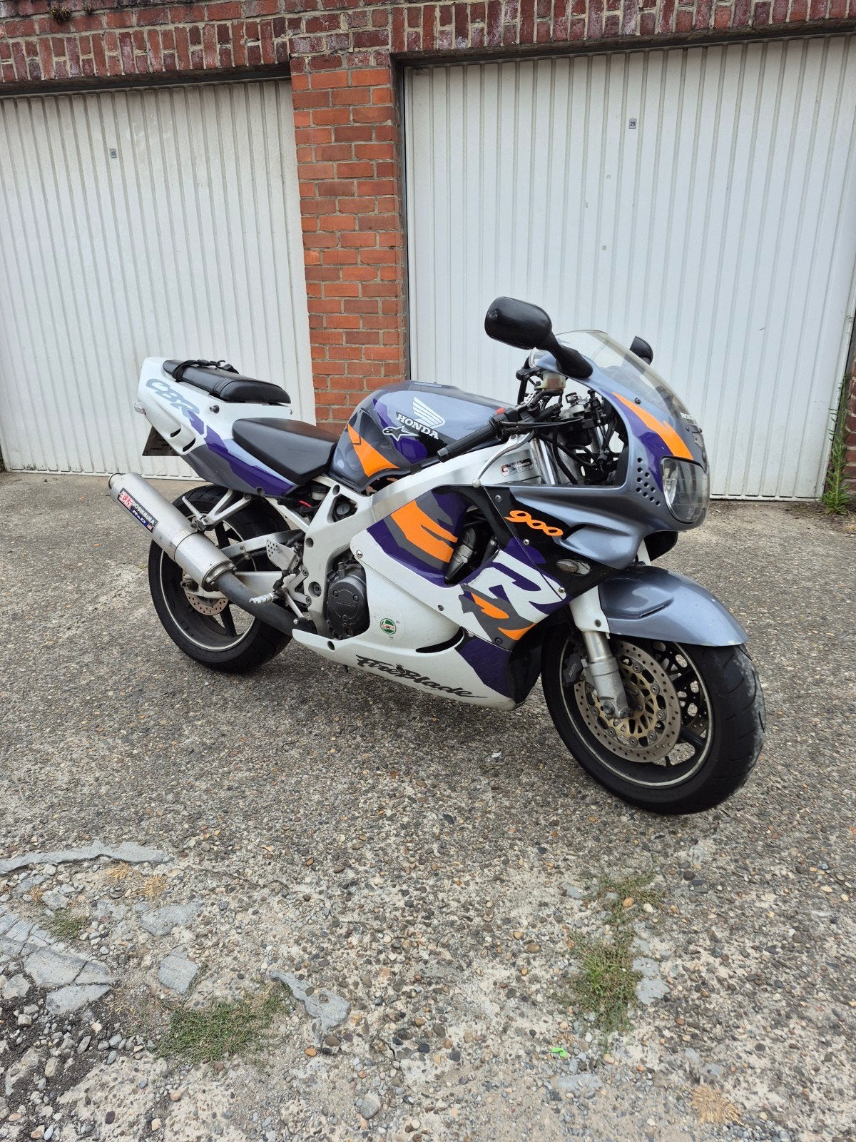 cbr 900 honda 1996, Utilisé