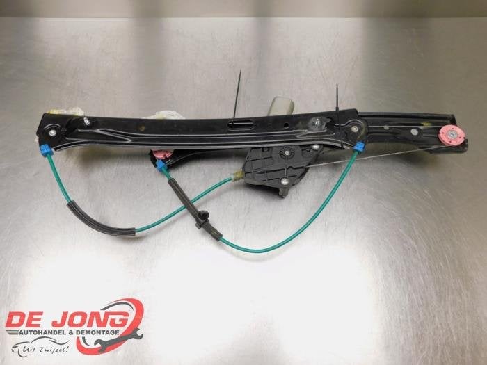 Mécanique vitre 4portes avant droite d'un BMW 1-Serie, -, 3 mois de garantie, Utilisé, -