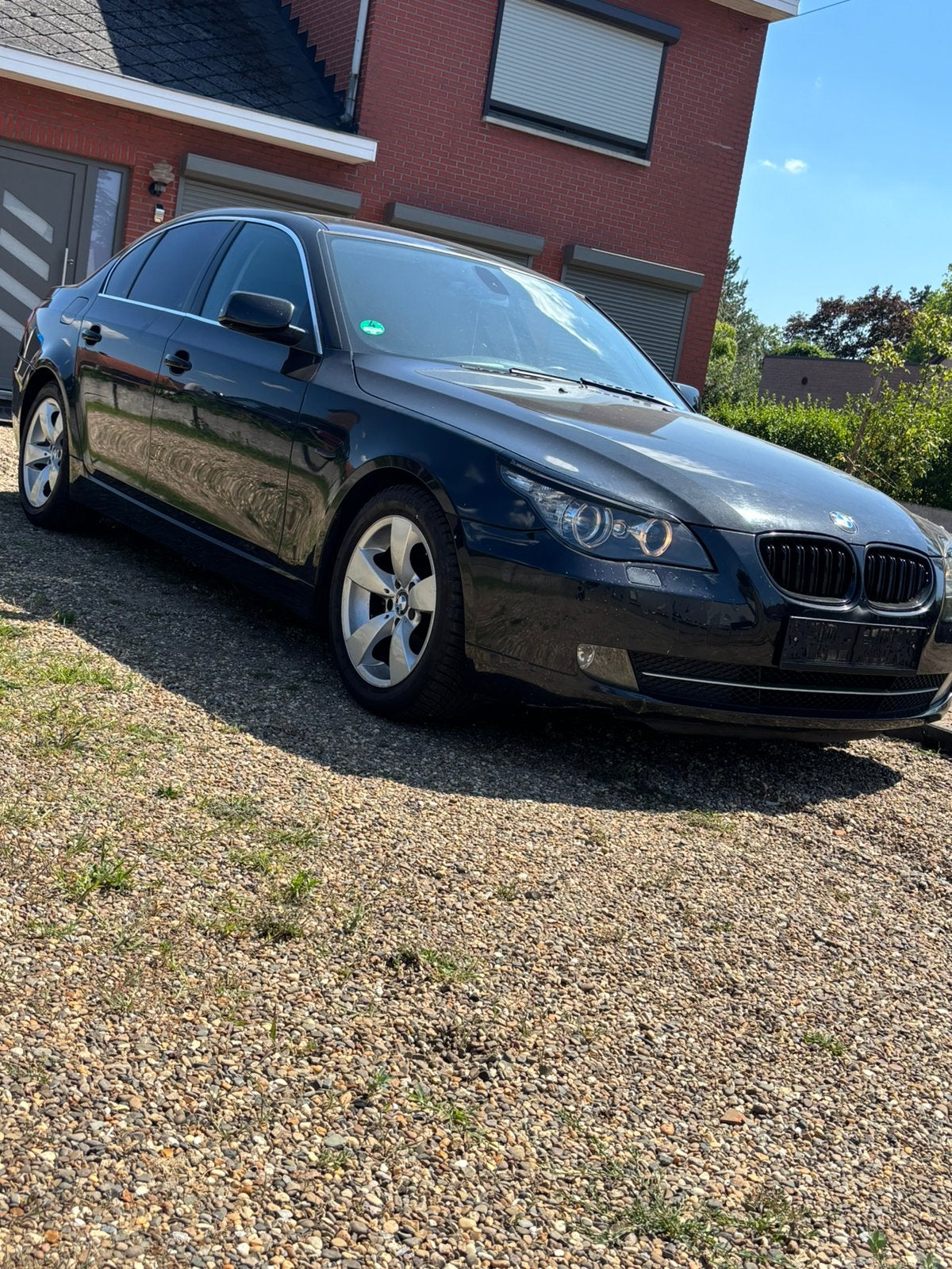 Tekoop bmw 520i, Autos, BMW, Cuir, 4 portes, Noir, 120 kW