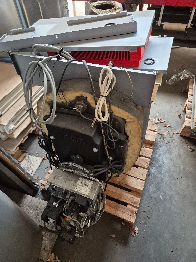 Brander Viesmann en 7 radiatoren, Ophalen, Gebruikt