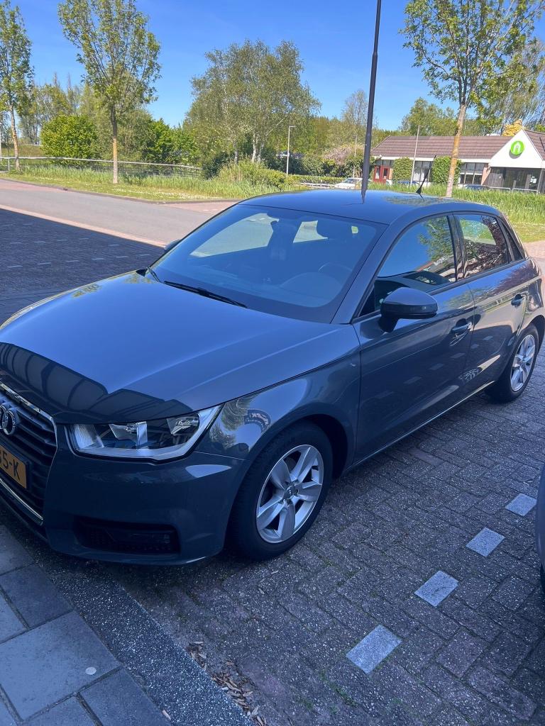 Audi a1, Auto's, A1, Elektrische ramen, Particulier, Onderhoudsboekje