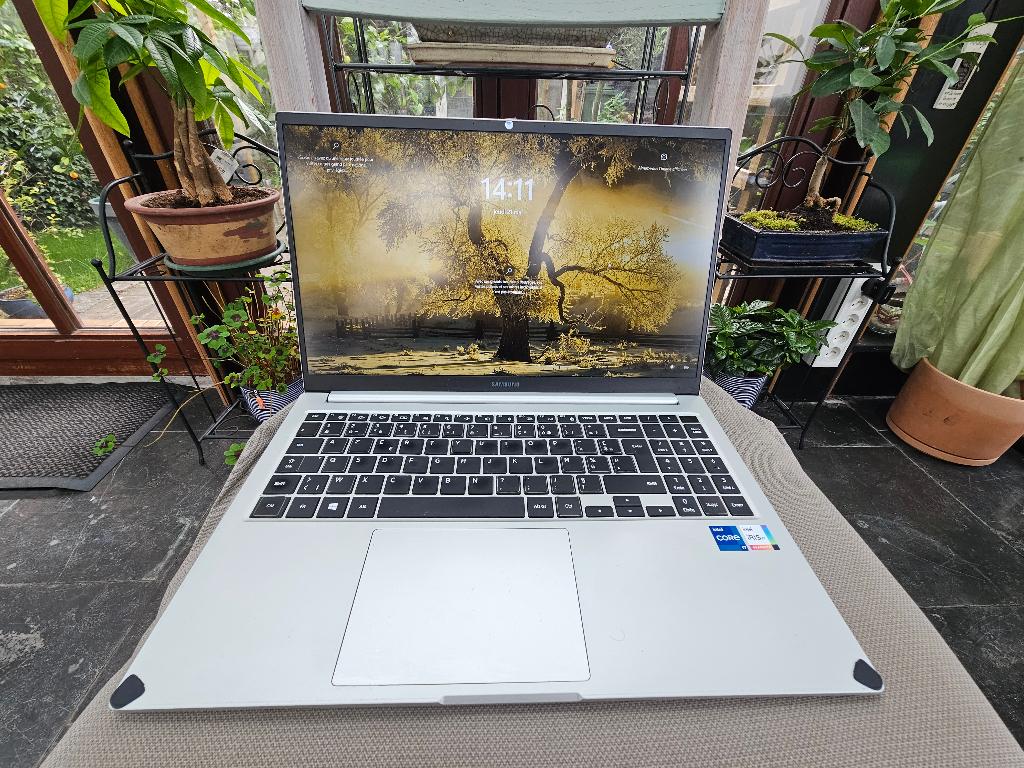 Galaxy Book (15.6", i7, 16GB, Intel Iris Xe Graphics), Informatique & Logiciels, Core i7, Enlèvement, Samsung, SSD
