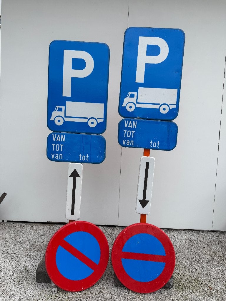 panneaux de signalisation des chantiers navals, Enlèvement, Utilisé