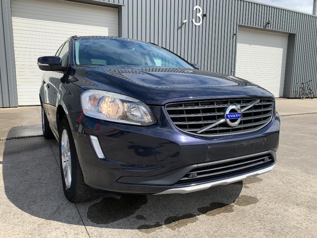 VOLVO XC60 2.0d/KINETIC/AUTOMAAT/LEDER/NAVI/TREKHAAK/AIRCO, Euro 5, 1800 kg, Zwart, 4 cilinders