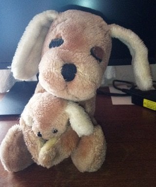 Peluche  maman et son bébé R Dakin, Enfants & Bébés, Avec étiquette, Enlèvement ou Envoi, Autres marques, Chien