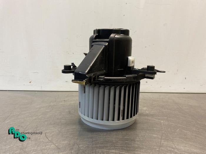 Moteur de ventilation chauffage d'un Citroen Berlingo (Berli, -, 3 mois de garantie, Utilisé, -