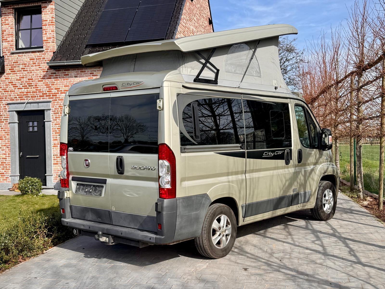 FIAT BÜRSTNER 2012 city car, Caravanes & Camping, Entreprise, Fiat, Diesel, Réfrigérateur