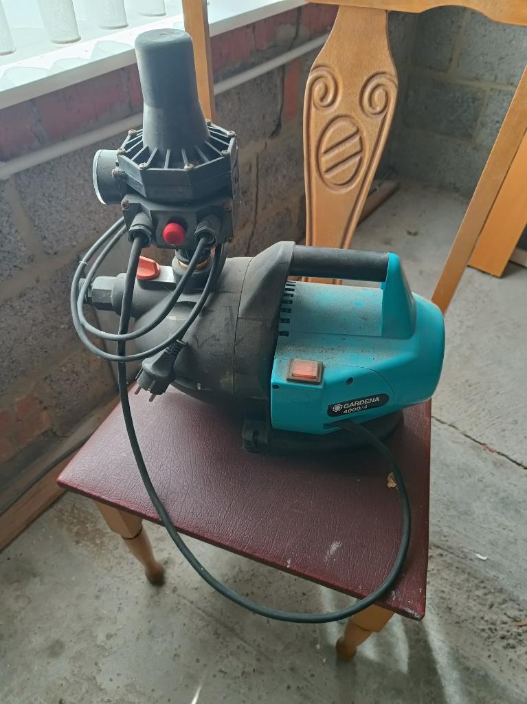 Waterpomp van Gardena 4000/4, Tuin en Terras, Waterpompen, Ophalen, Gebruikt