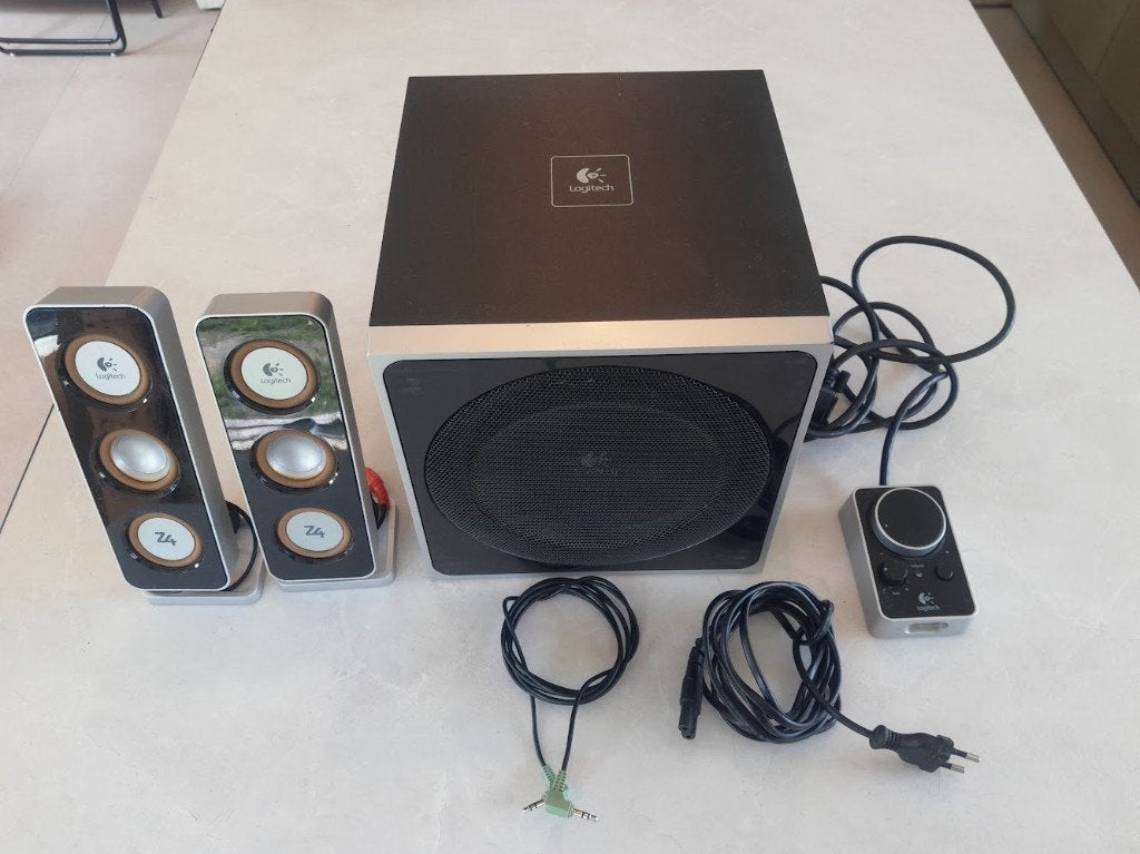 Logitech Z4 2.1 speakerset - luidsprekers, Computers en Software, Ophalen, Gebruikt, Audiokanaal 2.1, Logitech