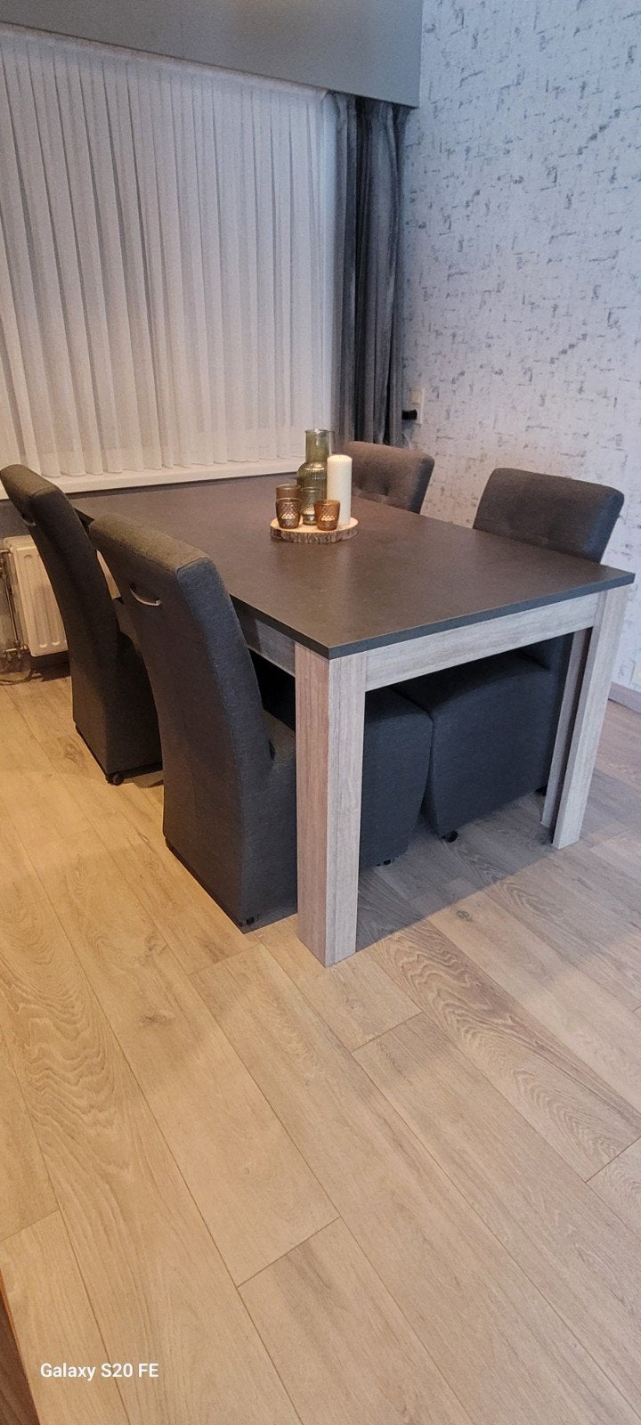 propere eetkamer, Ophalen