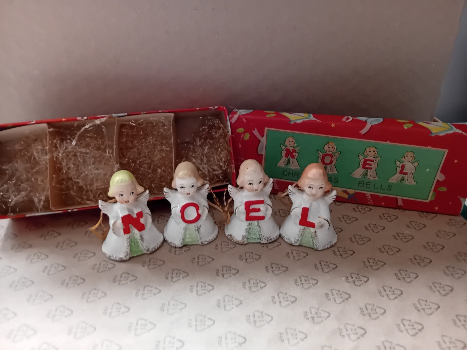 Zeer zeldzame doos met kerstengelenklokjes gemaakt in Japan, Diversen, Kerst, Ophalen of Verzenden